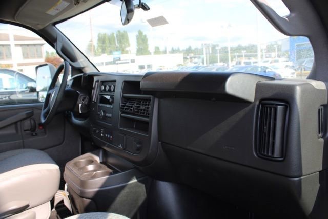 Used 2024 Chevrolet Express 3500 w/ Power Convenience Package image 23