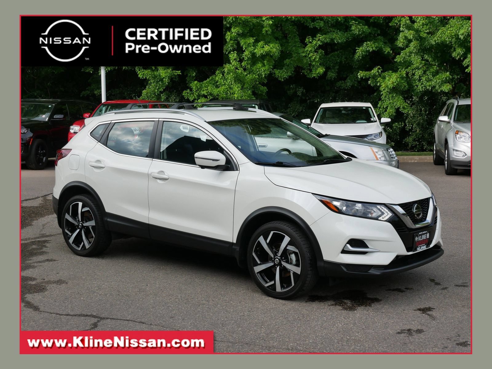 Certified 2022 Nissan Rogue Sport SL AWD/4WD image 1