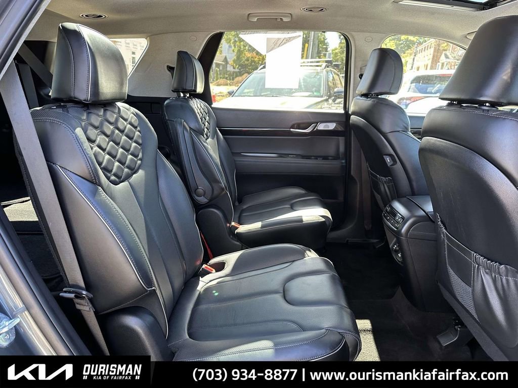 Used 2022 Hyundai Palisade Limited image 18