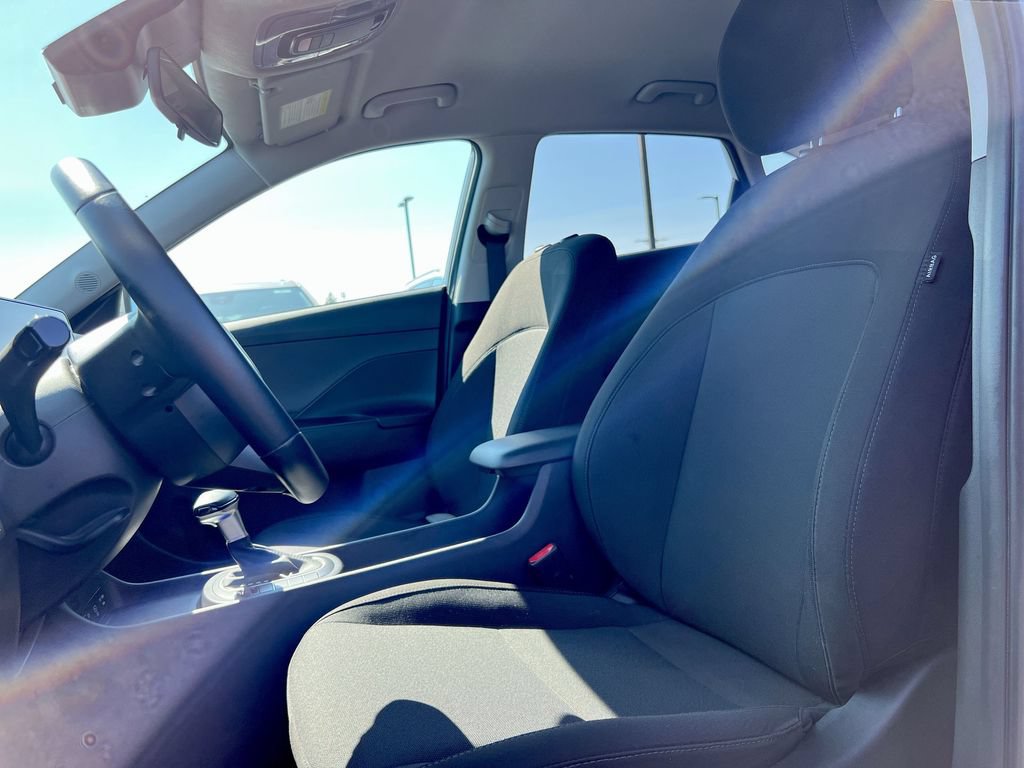 Used 2025 Hyundai Kona SEL FWD image 17