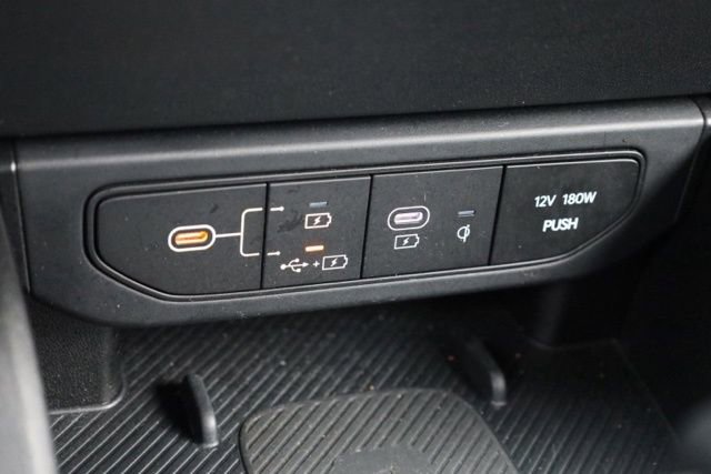 Used 2025 Kia K4 EX image 28