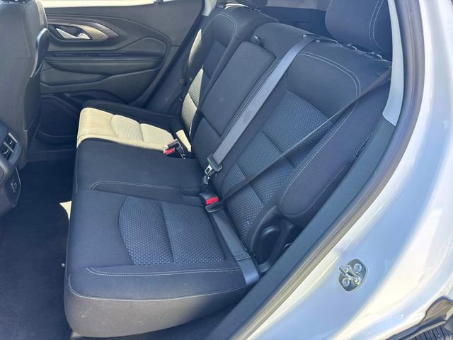 Used 2024 GMC Terrain SLE AWD/4WD image 15