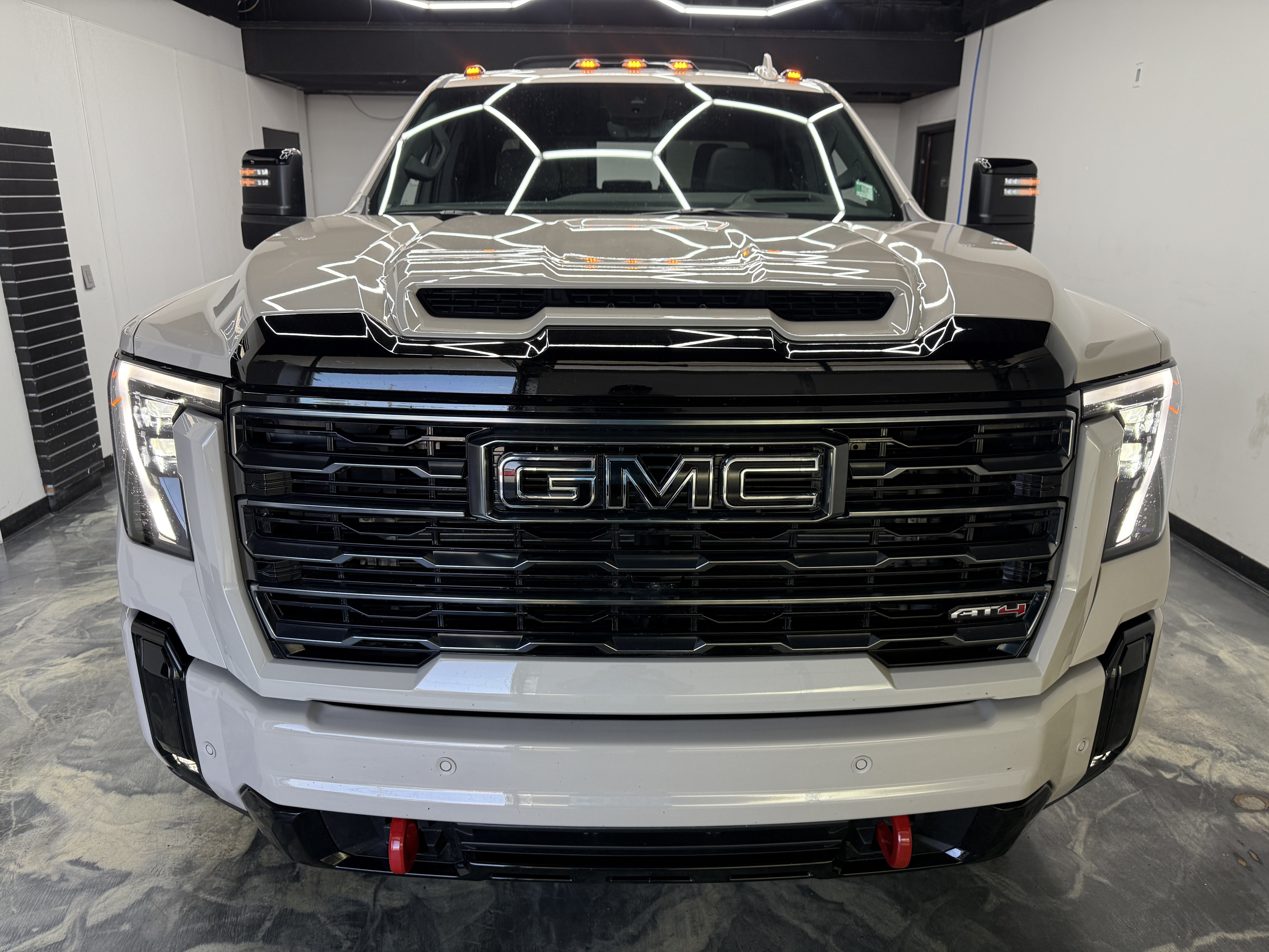 Used 2026 GMC Sierra 2500 AT4 w/ AT4 Premium Plus Package AWD/4WD image 7