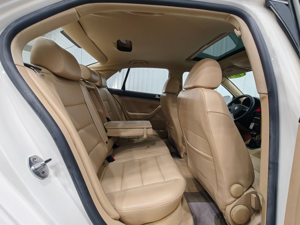 Used 2007 Volkswagen Jetta Wolfsburg Edition FWD image 20