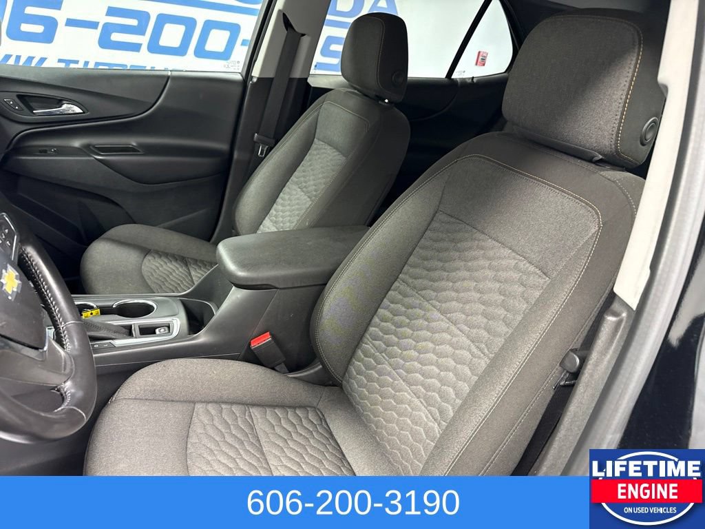 Used 2020 Chevrolet Equinox LT w/ Driver Convenience Package FWD image 29