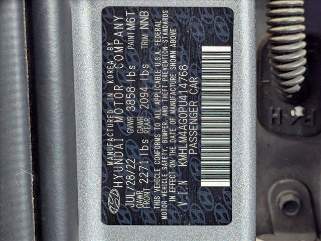 Used 2023 Hyundai Elantra SEL w/ Preferred Accessory Package image 22