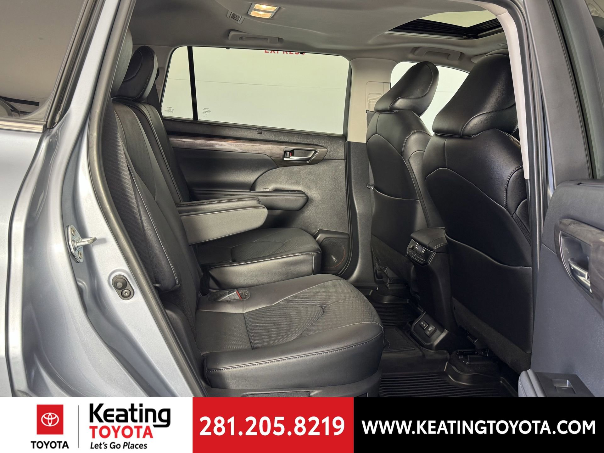 Used 2024 Toyota Highlander Limited image 18