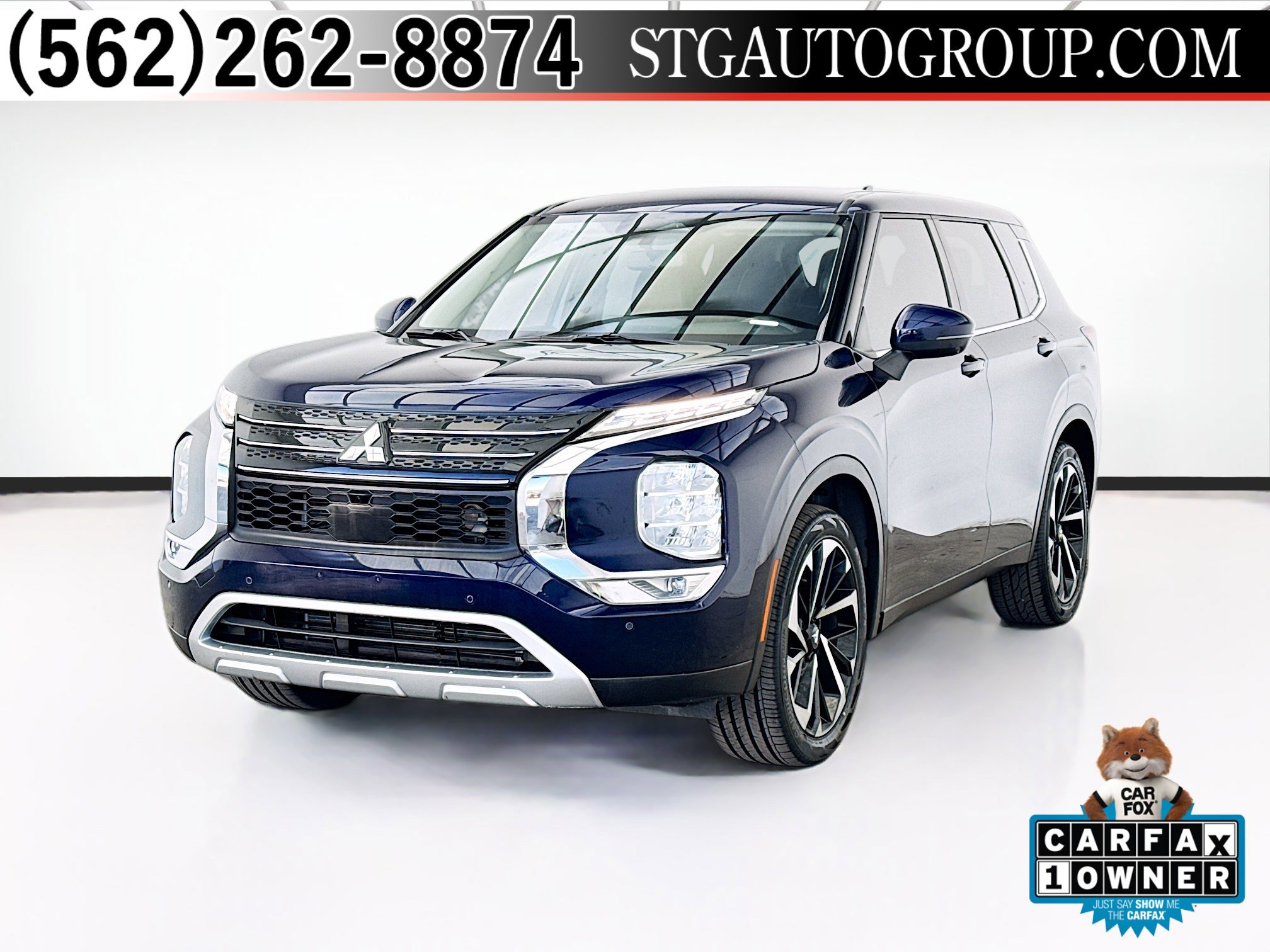Used 2024 Mitsubishi Outlander SE image 1