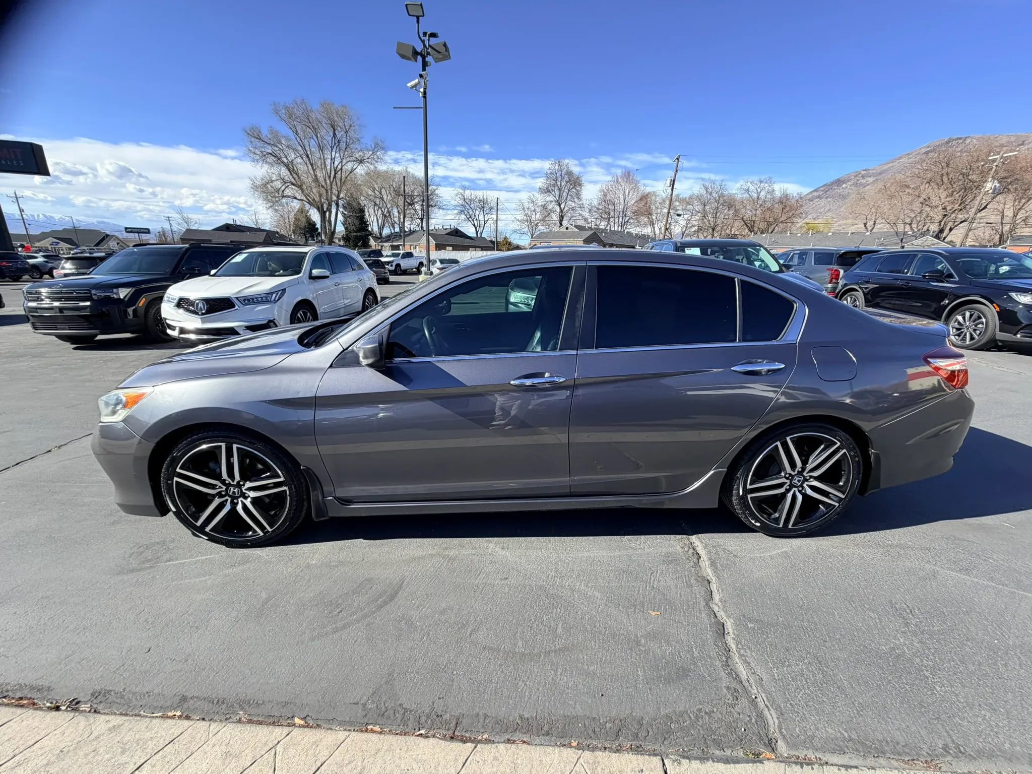 Used 2016 Honda Accord Sport image 7