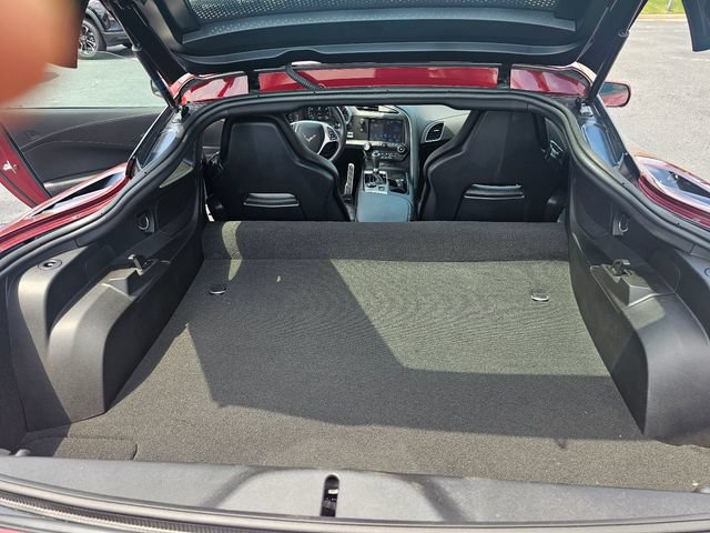 Used 2019 Chevrolet Corvette Stingray Coupe w/ 1LT RWD image 14