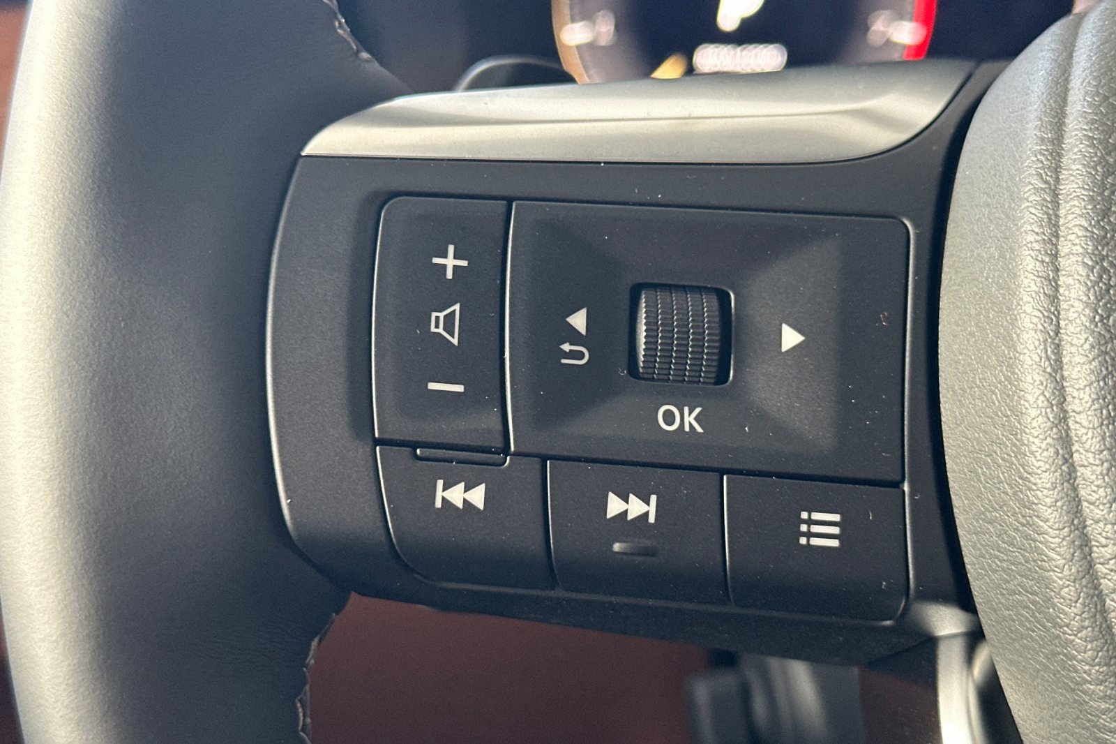 New 2026 INFINITI QX60 Autograph w/ Dark Cargo Package image 28