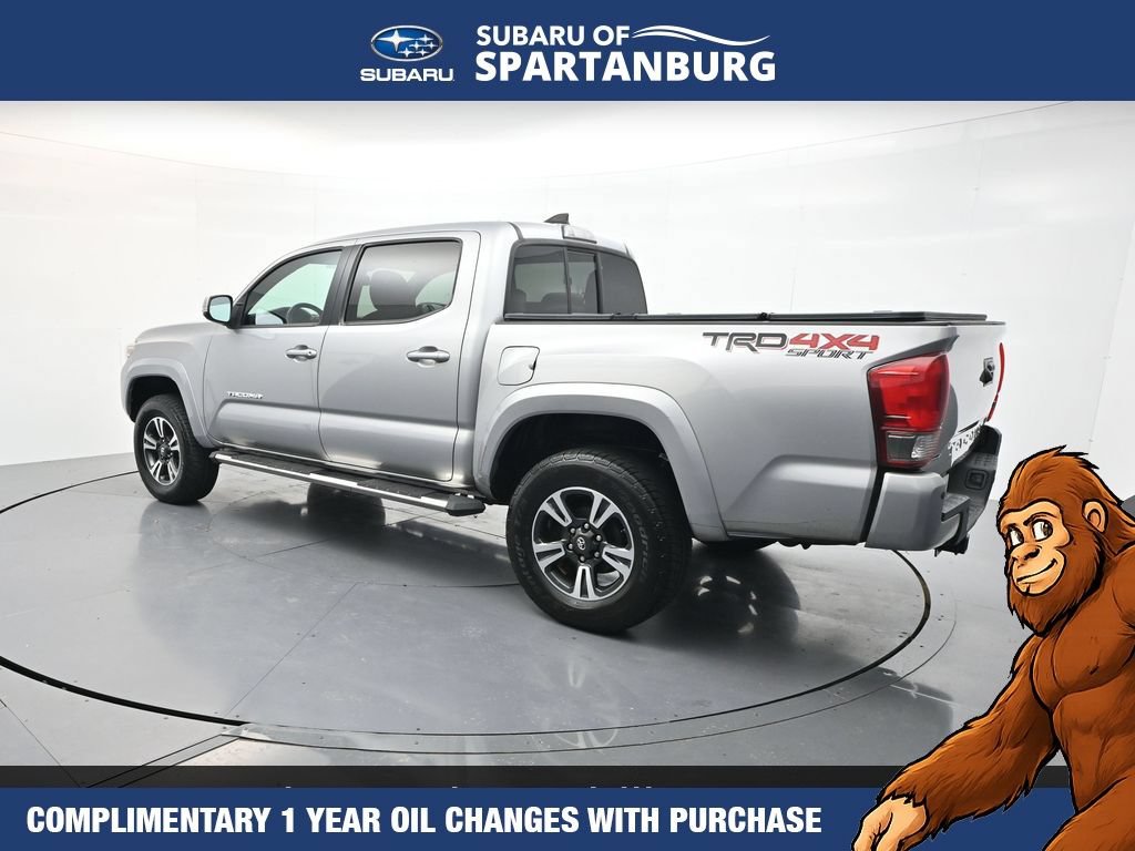 Used 2016 Toyota Tacoma TRD Sport w/ Premium & Technology Package AWD/4WD image 6