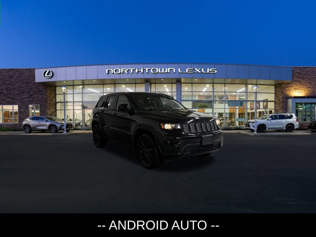 Used 2020 Jeep Grand Cherokee Altitude image 3