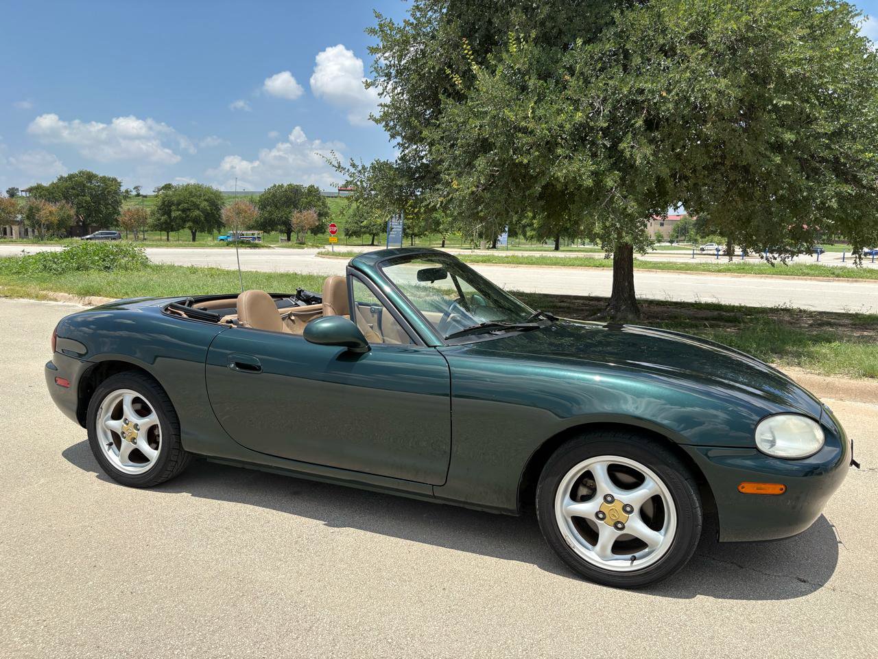 Used 1999 MAZDA MX-5 Miata RWD image 63