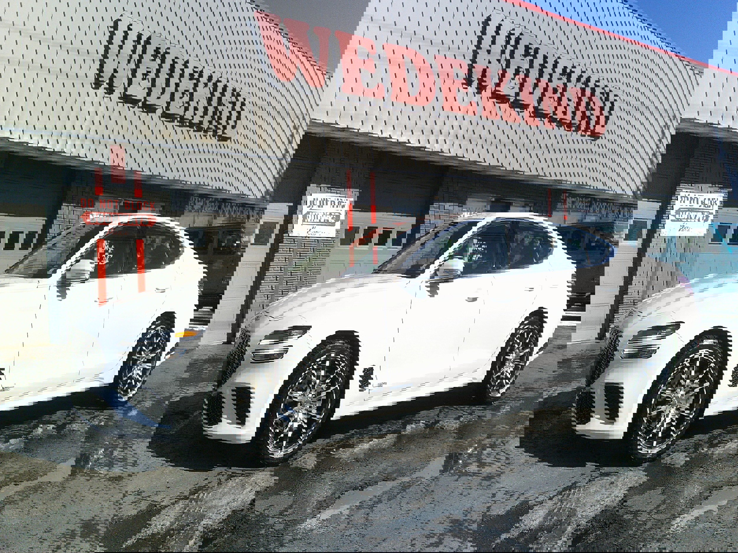 Used 2022 Genesis G70 3.3T video 1