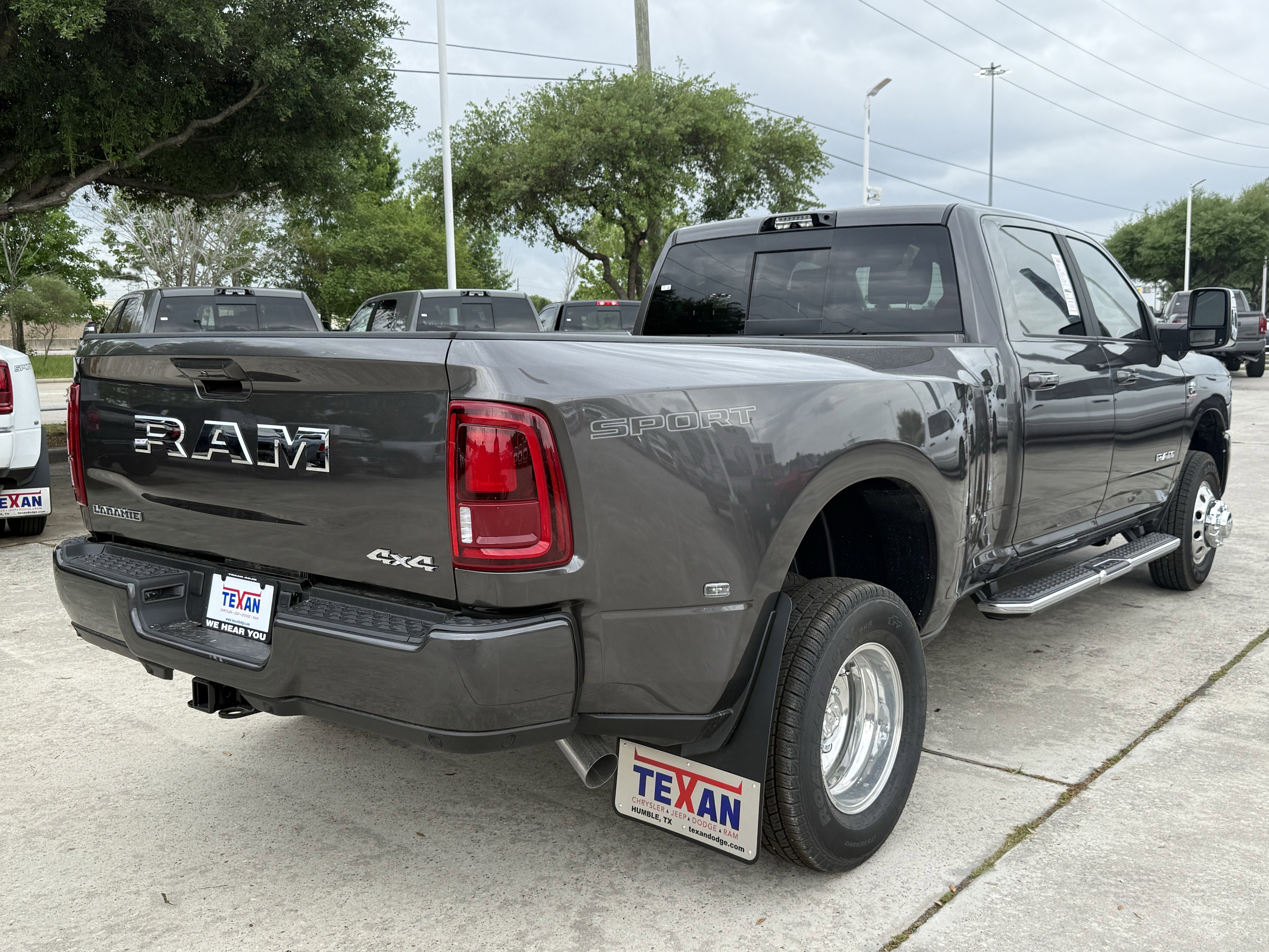 New 2026 RAM 3500 Laramie w/ Sport Appearance Package AWD/4WD image 5