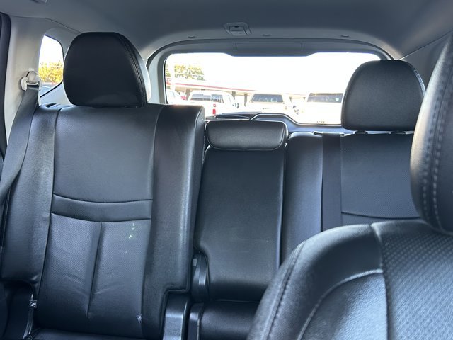 Used 2016 Nissan Rogue SL w/ SL Premium Package AWD/4WD image 9