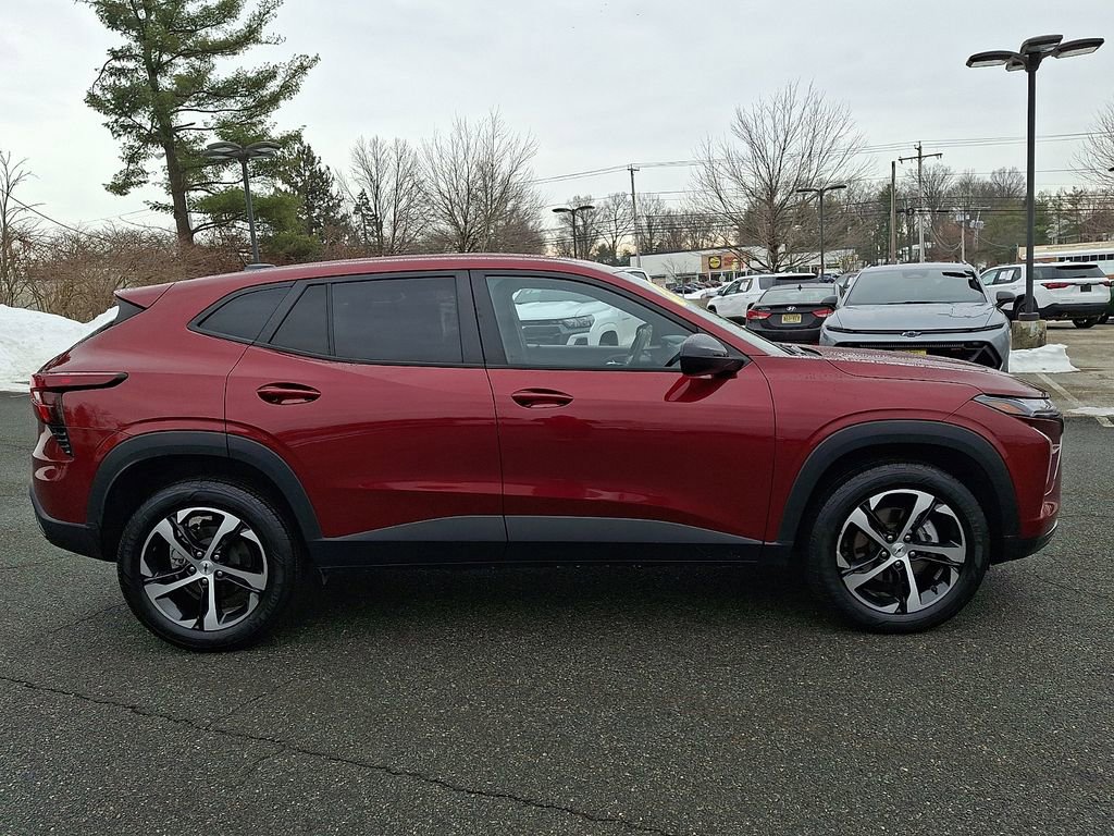 Certified 2024 Chevrolet Trax RS image 7