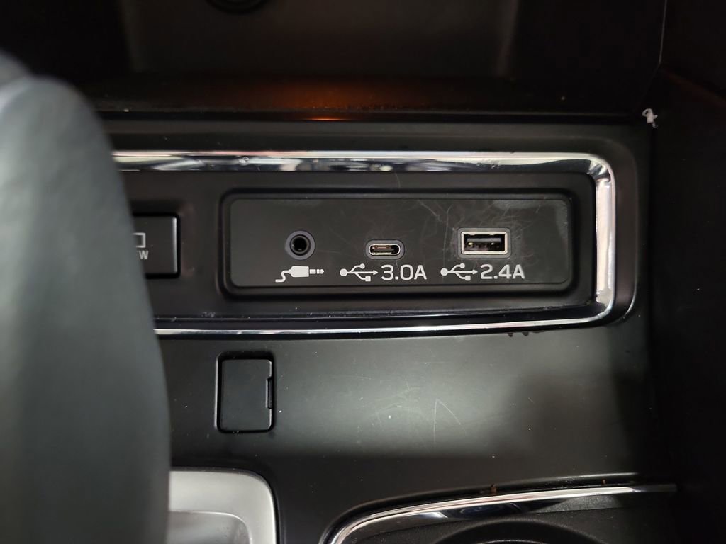 Used 2023 Subaru Ascent Limited w/ Technology Package image 15