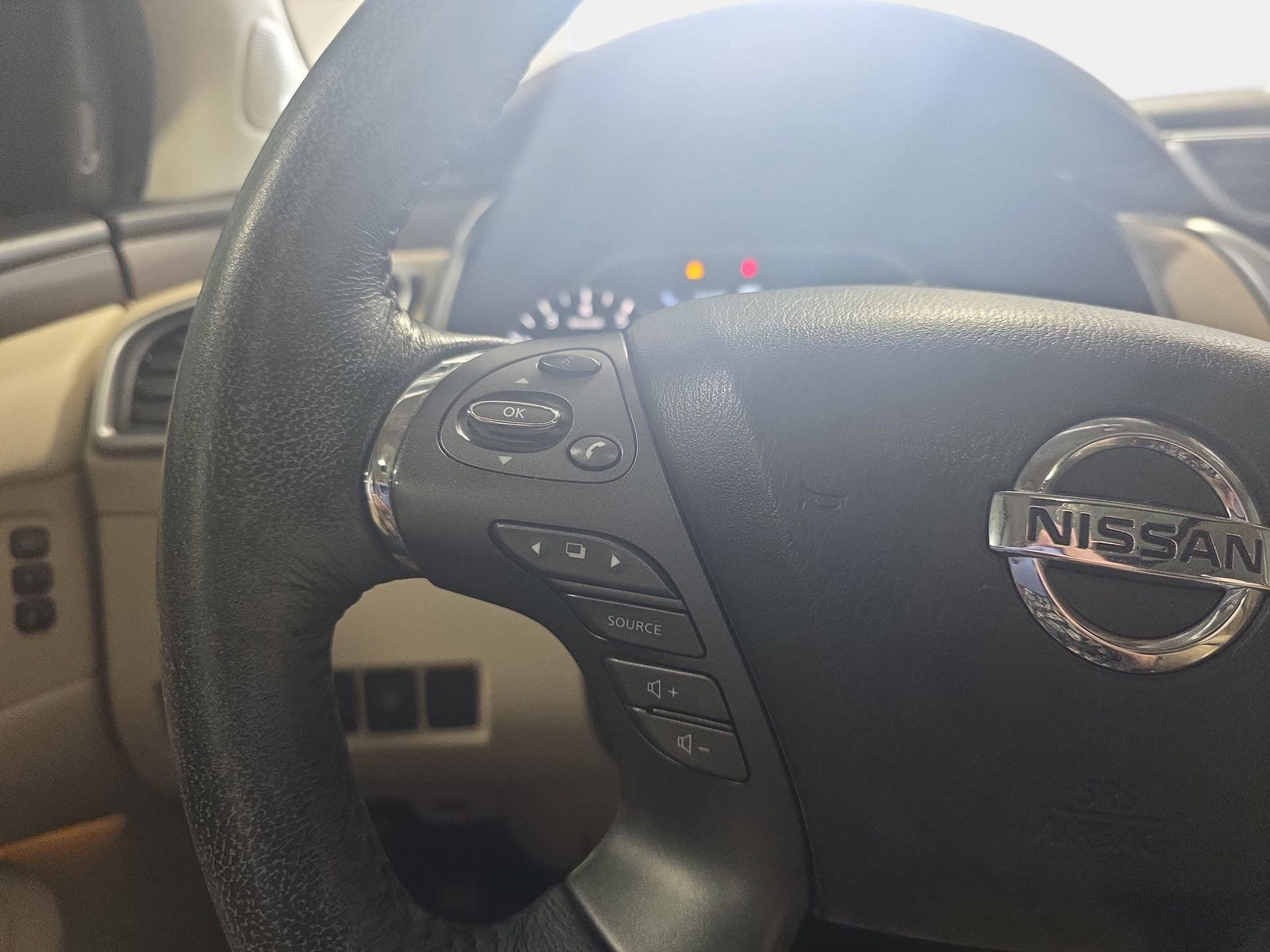 Used 2019 Nissan Murano Platinum w/ Cargo Package image 17