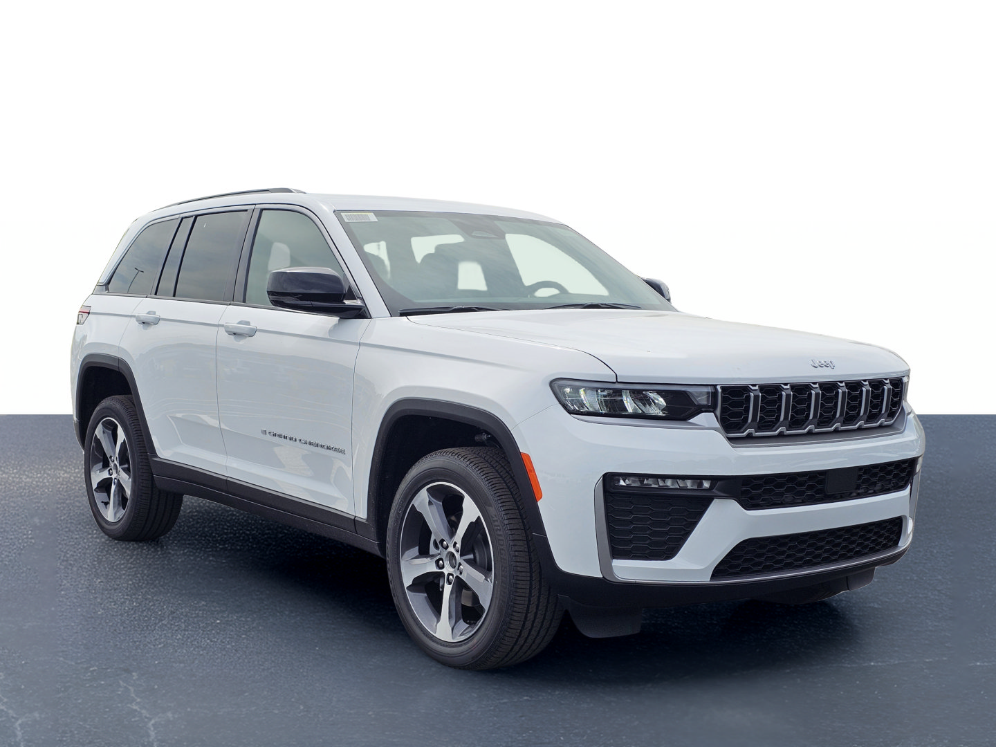 New 2026 Jeep Grand Cherokee Limited RWD image 5