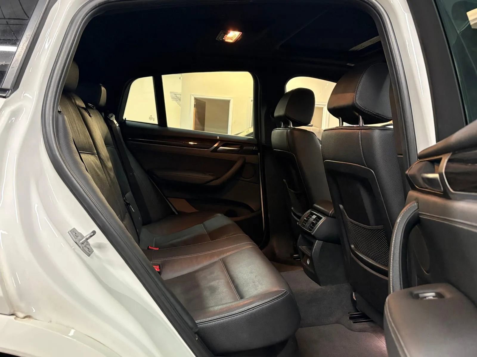 Used 2018 BMW X4 xDrive28i image 15