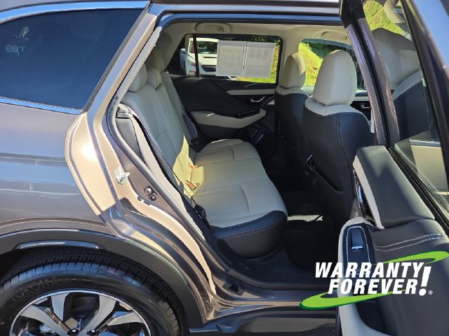 Used 2021 Subaru Outback Touring AWD/4WD image 17
