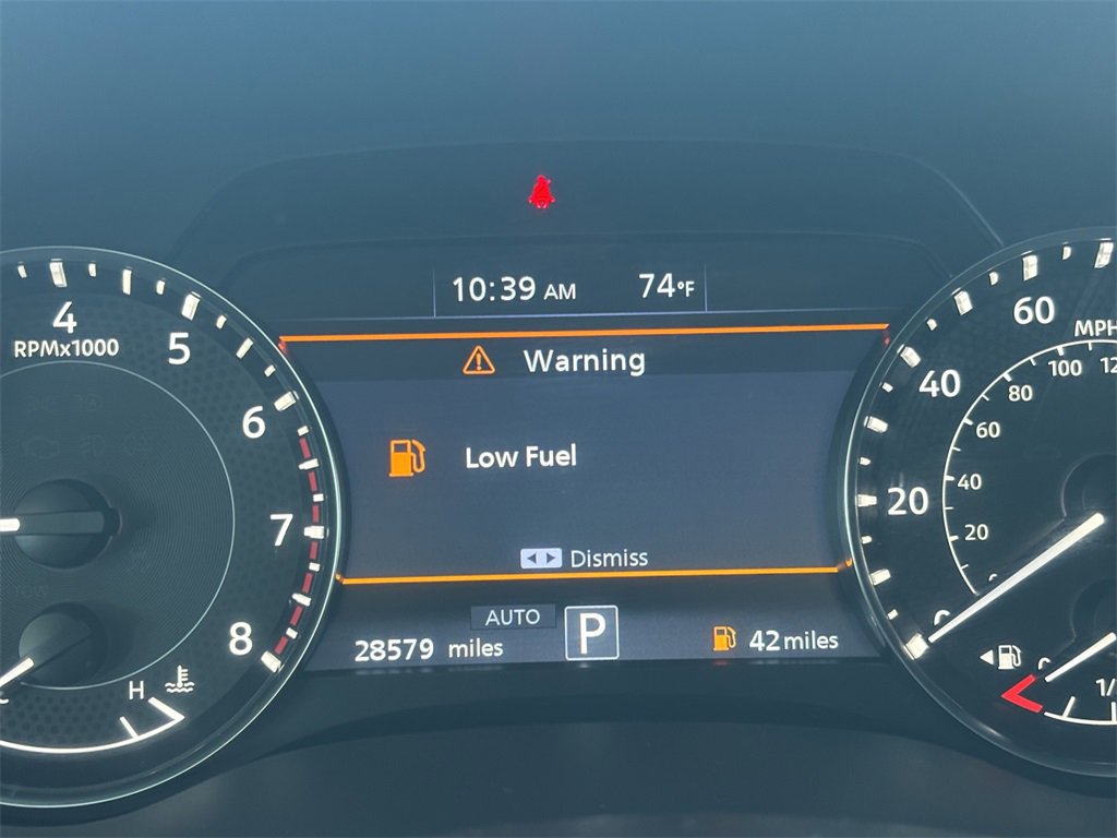 Used 2024 Nissan Armada SL w/ Captain's Chairs Package image 22