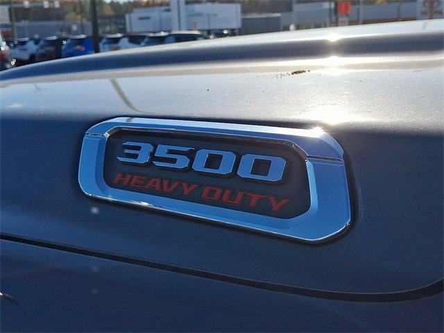 Used 2022 RAM 3500 Tradesman image 12