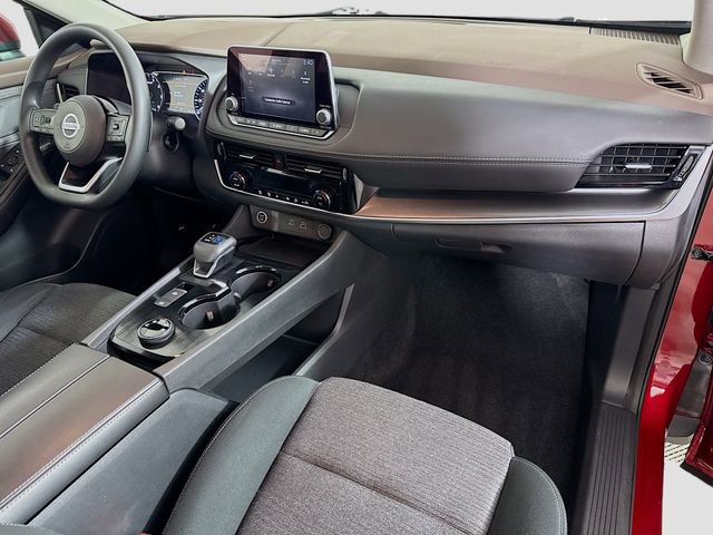 Used 2021 Nissan Rogue SV image 30