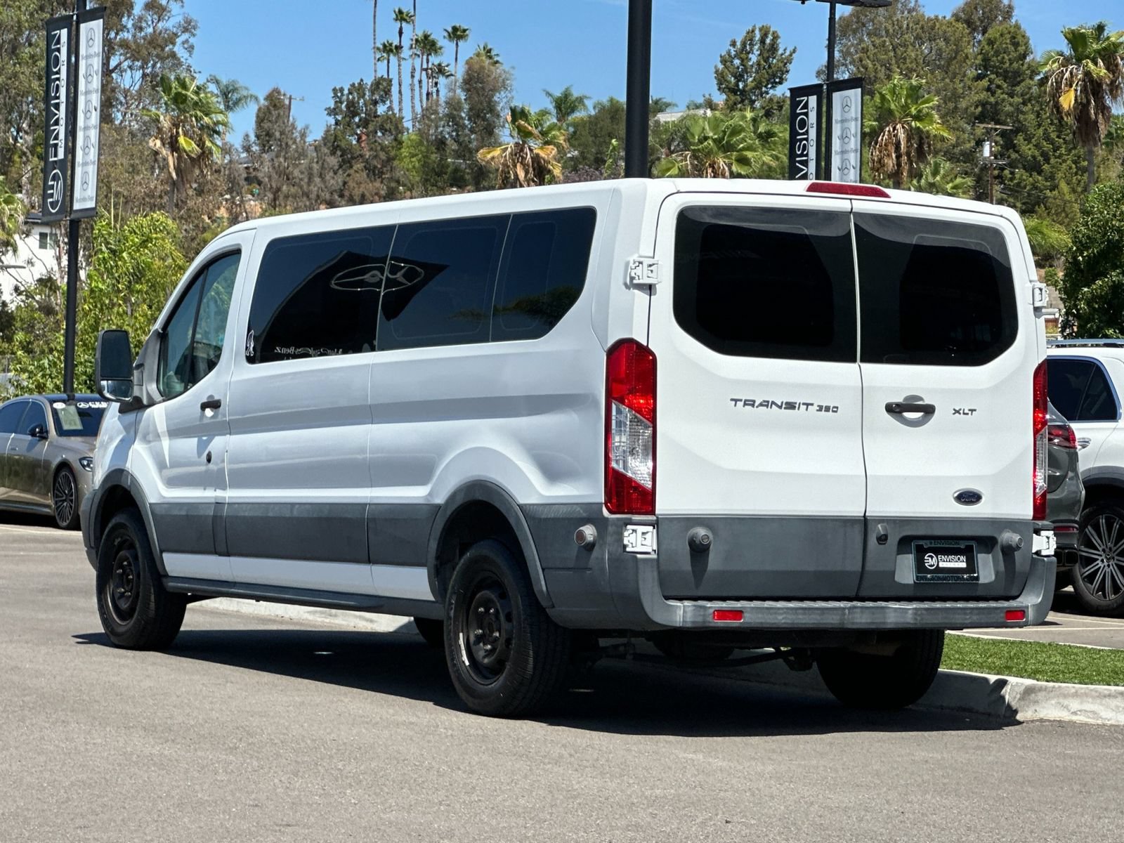 Used 2018 Ford Transit 350 XLT RWD image 5