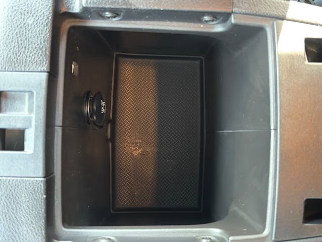 Used 2015 Jeep Wrangler Unlimited Sahara w/ Connectivity Group image 30