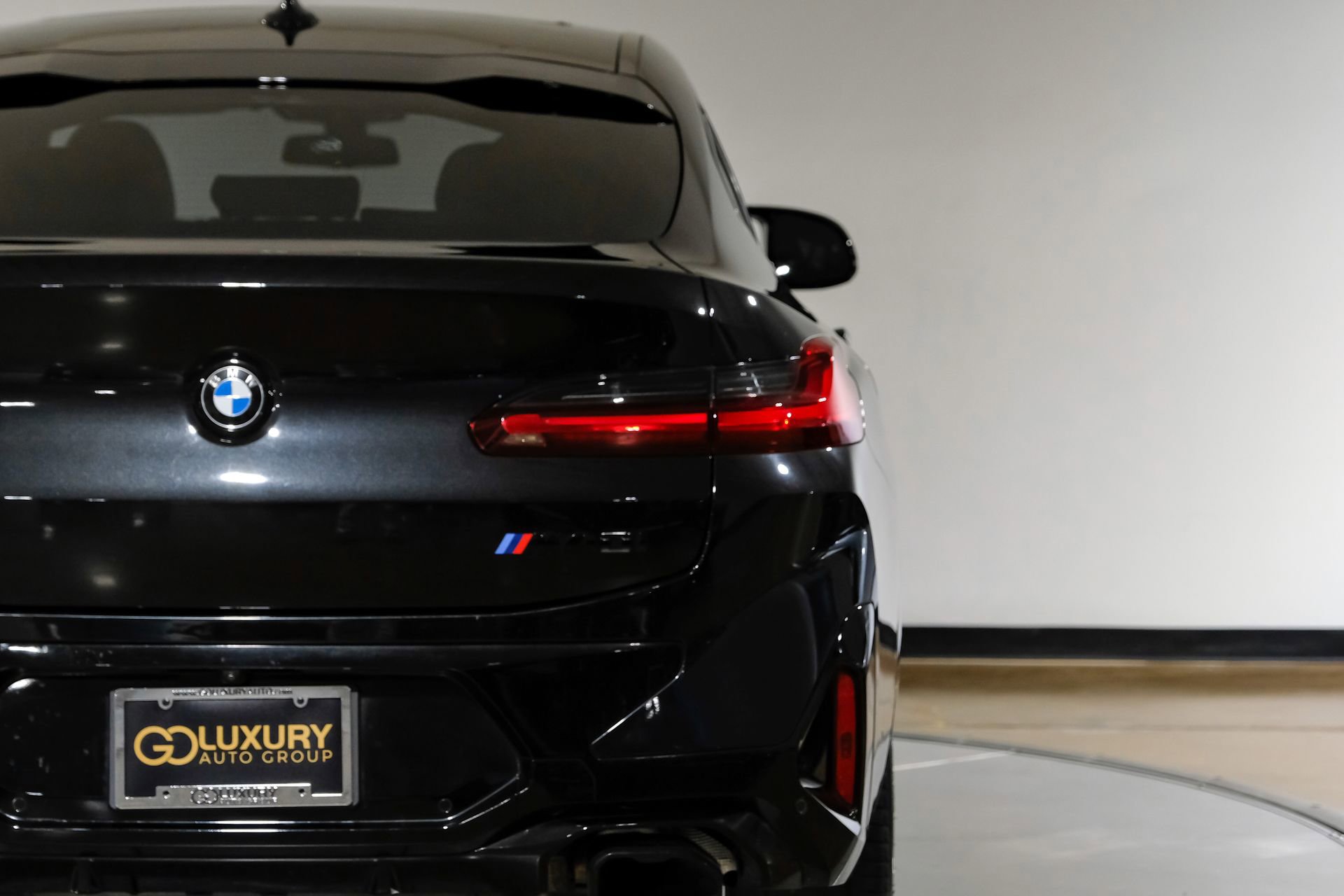 Used 2024 BMW X4 M40i w/ Premium Package image 51