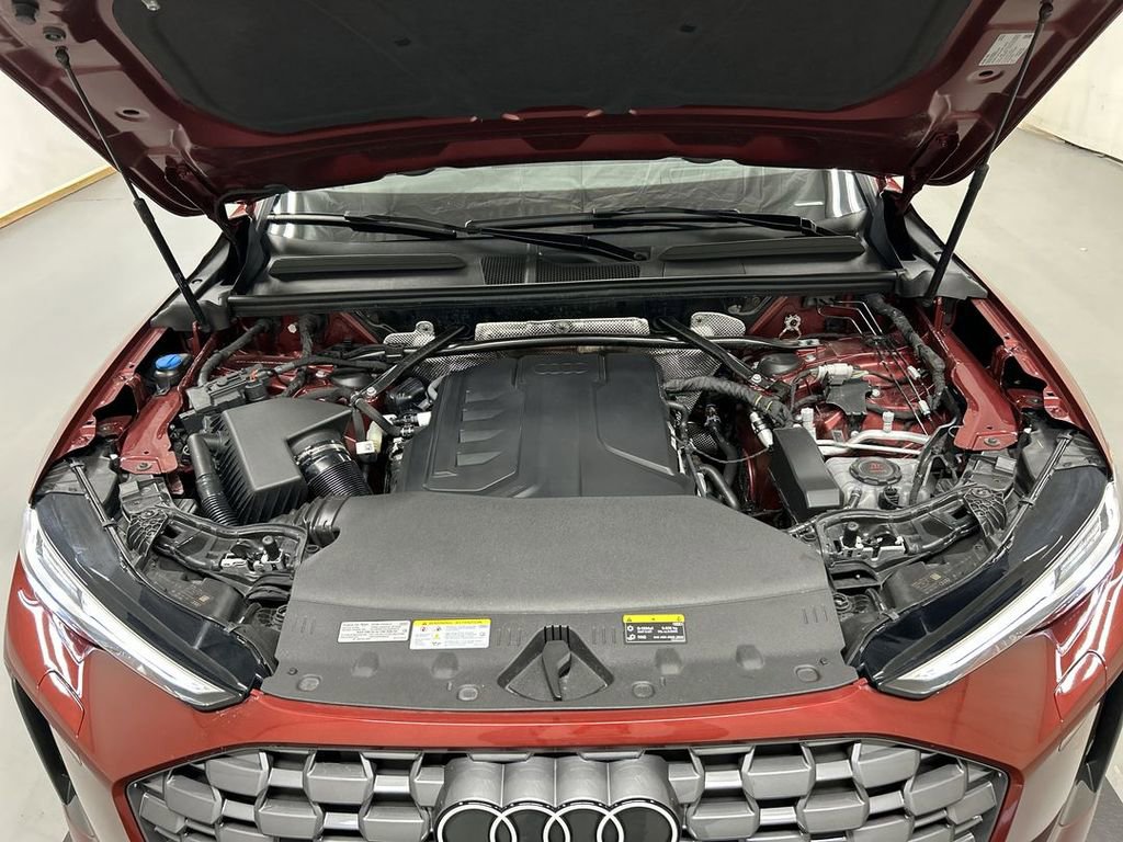 Used 2025 Audi Q5 Premium Plus w/ Premium Plus image 25
