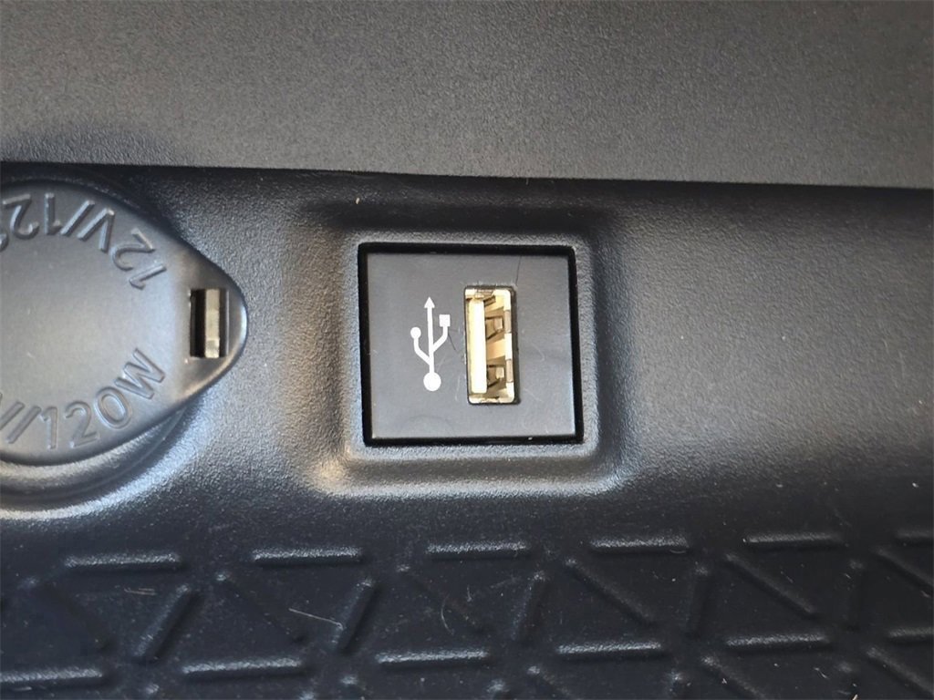 Used 2024 Toyota RAV4 LE image 5