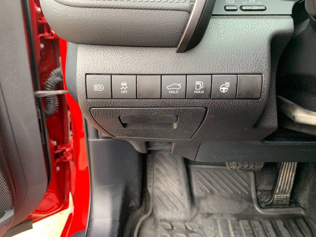 Used 2021 Toyota Camry XSE image 33