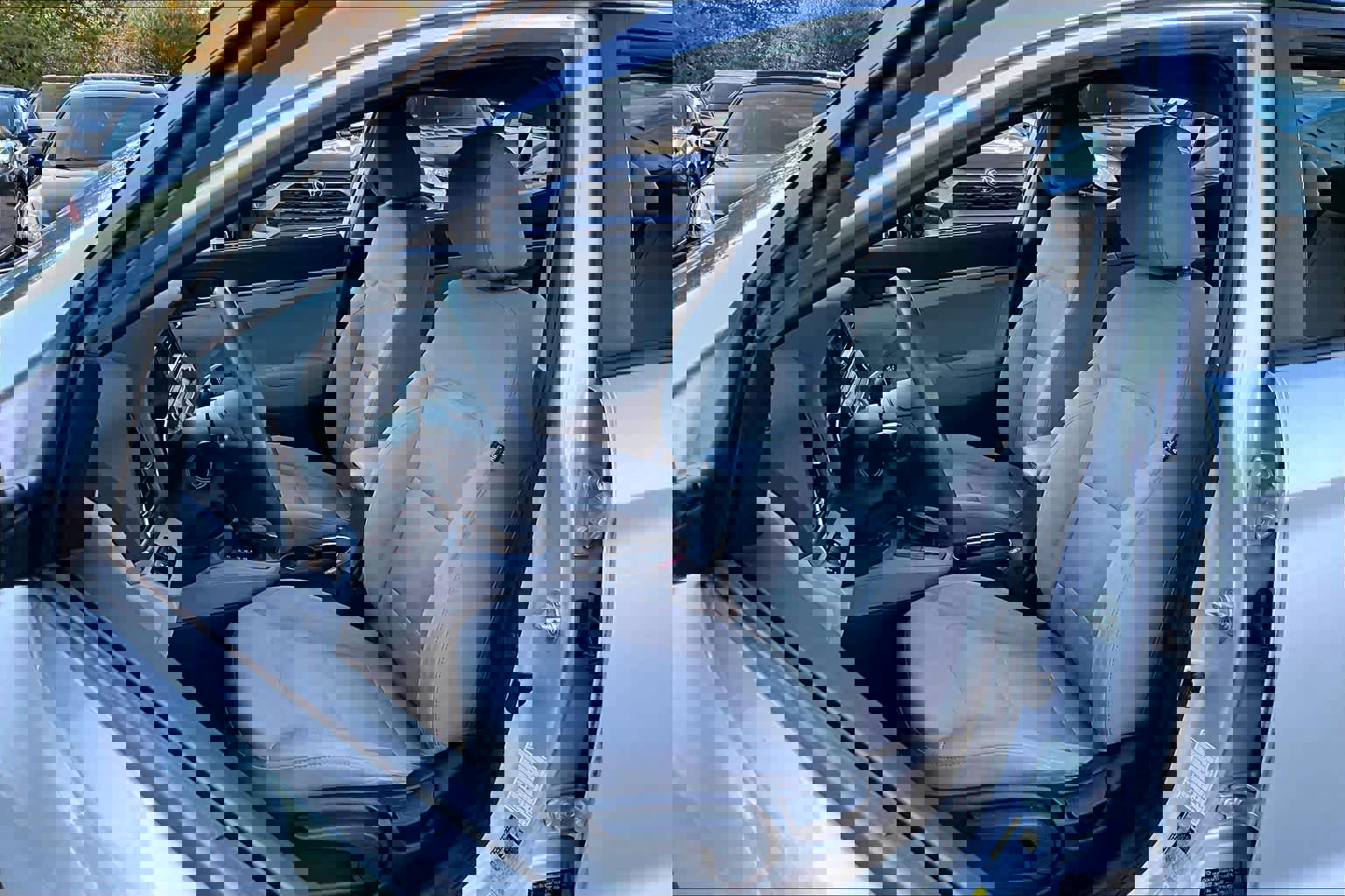 Used 2017 Hyundai Elantra SE image 6