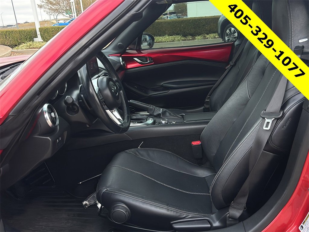 Used 2020 MAZDA MX-5 Miata RF Grand Touring image 12