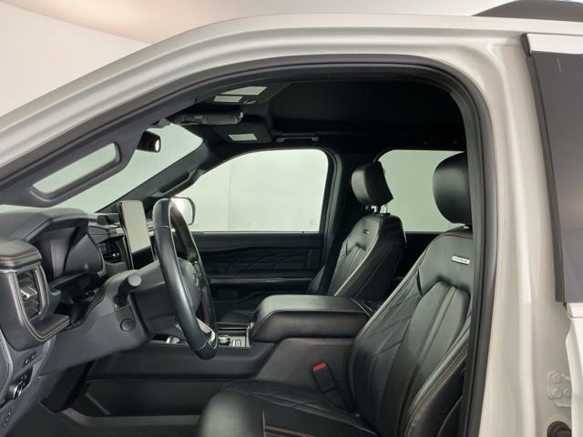 Used 2024 Ford Expedition Max Platinum image 15