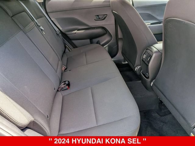 Used 2024 Hyundai Kona SEL AWD/4WD image 35