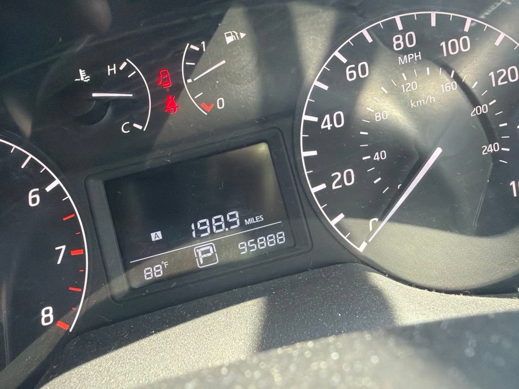 Used 2014 Nissan Sentra S FWD image 11