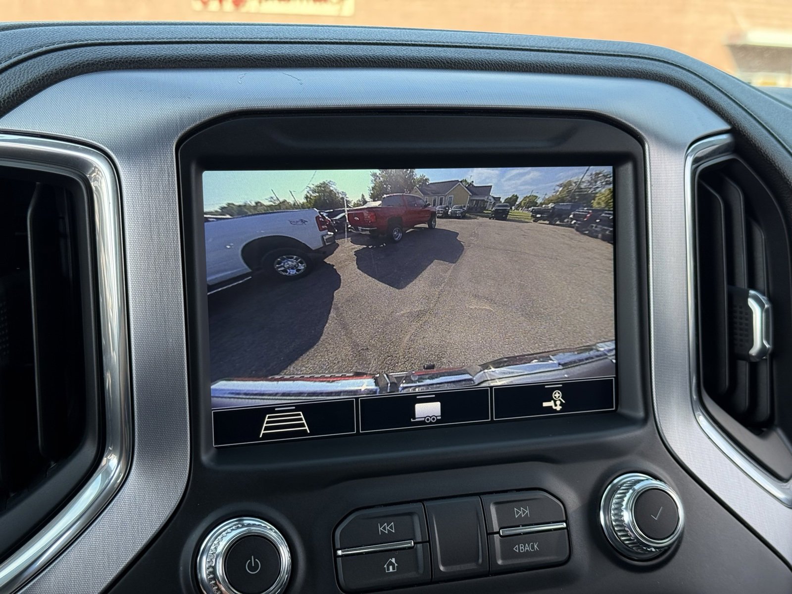 Used 2020 GMC Sierra 1500 SLT w/ SLT Premium Package image 24