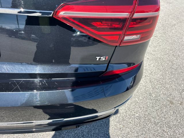 Used 2017 Volkswagen Passat 1.8T R-Line image 42