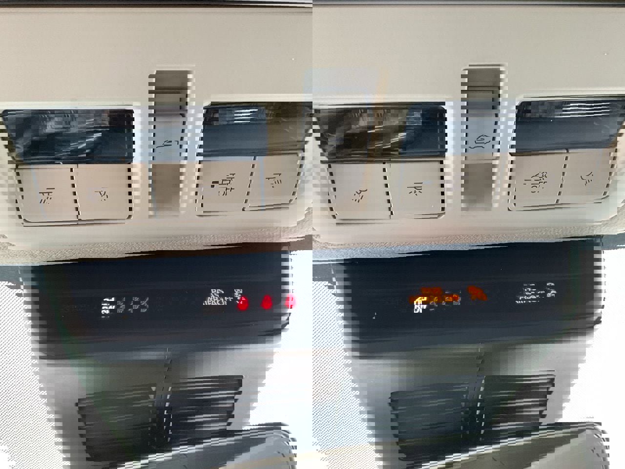 Used 2025 MAZDA CX-30 AWD 2.5 S w/ Preferred Package image 21