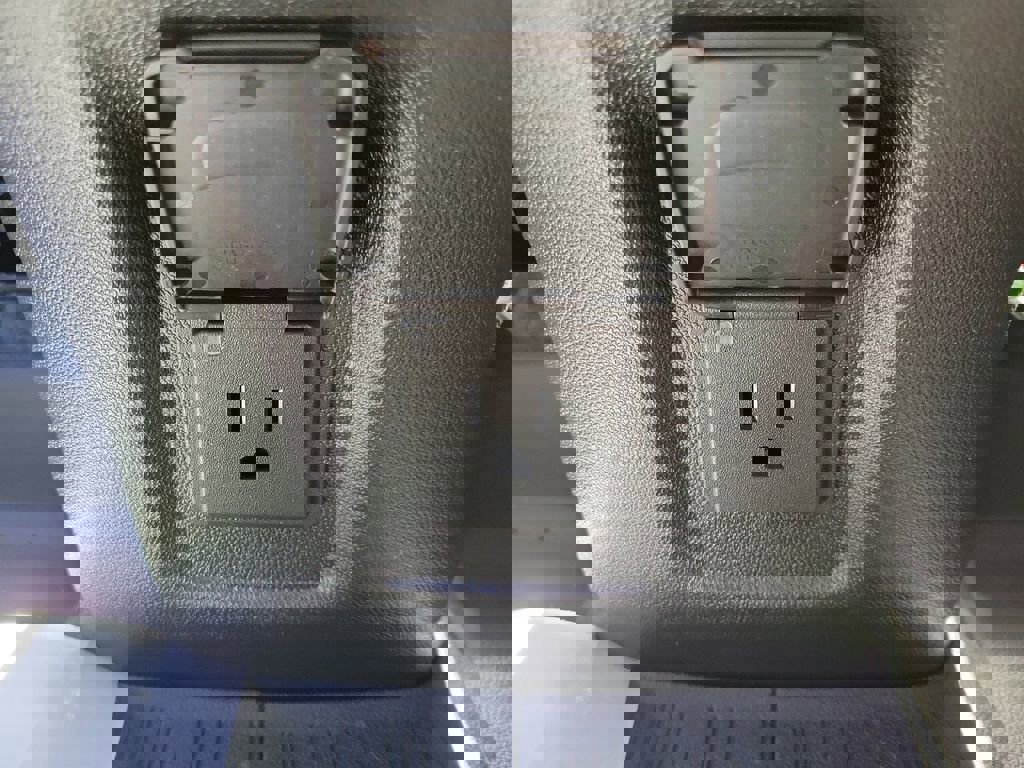 Certified 2024 GMC Terrain SLT w/ LPO, Floor Liner Package image 9