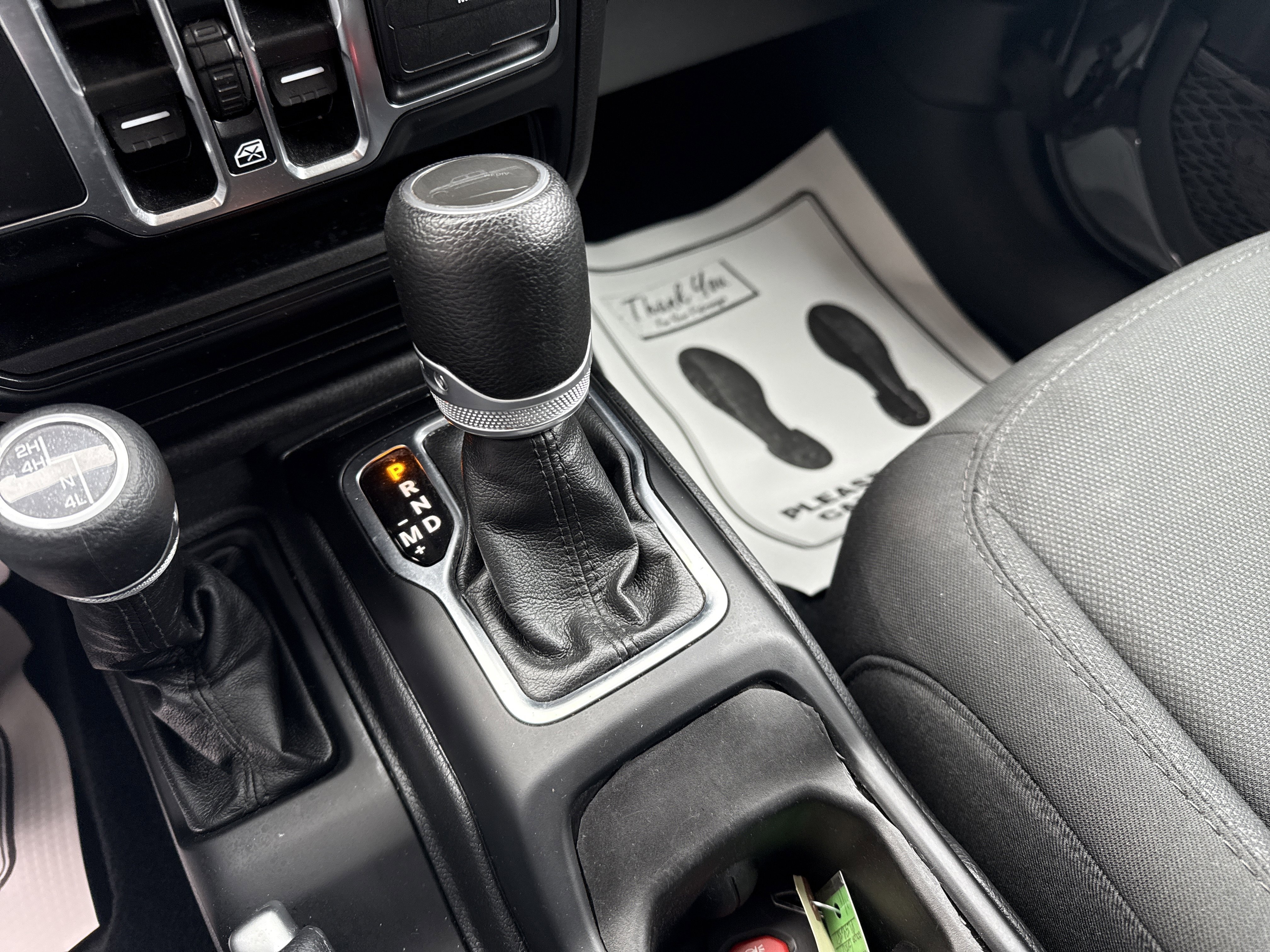 Used 2023 Jeep Gladiator Sport image 23