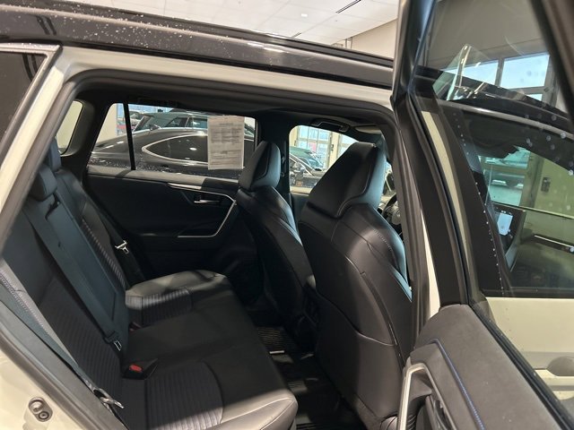 Used 2019 Toyota RAV4 XSE w/ Carpet Mat Package image 18