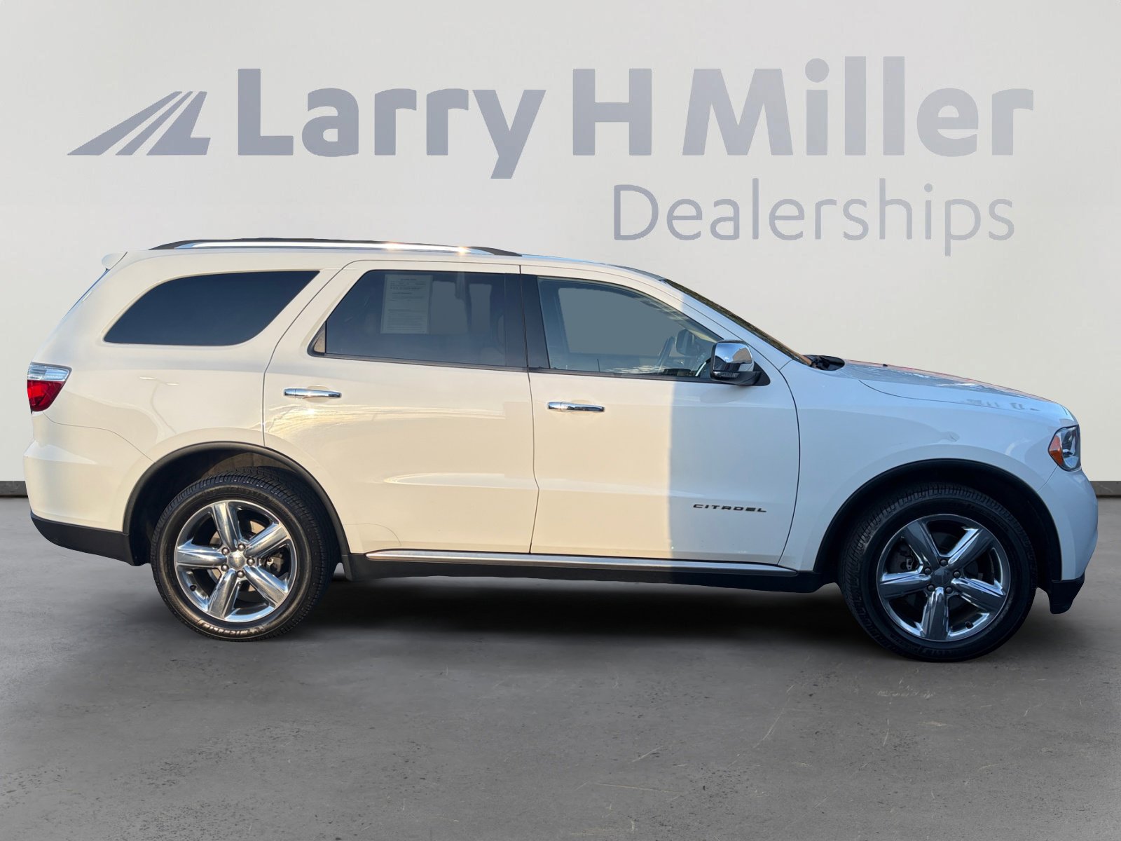 Used 2013 Dodge Durango Citadel w/ Technology Group AWD/4WD image 6