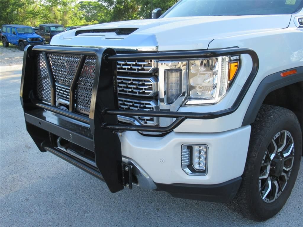 Used 2023 GMC Sierra 2500 Denali w/ Denali Ultimate Package AWD/4WD image 4