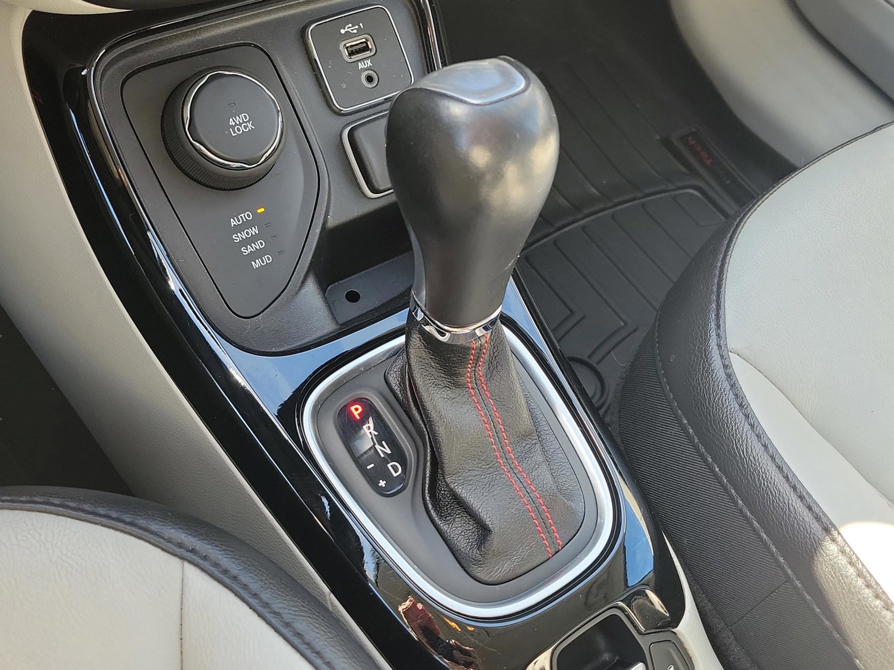 Used 2020 Jeep Compass Limited w/ Advanced Safety Group image 28